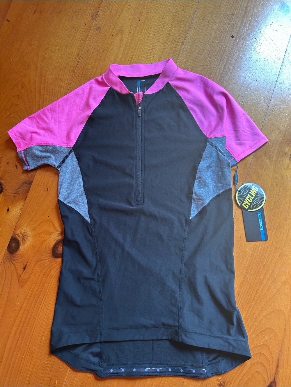 Mondetta Black, Pink & Gray Cycling Top
